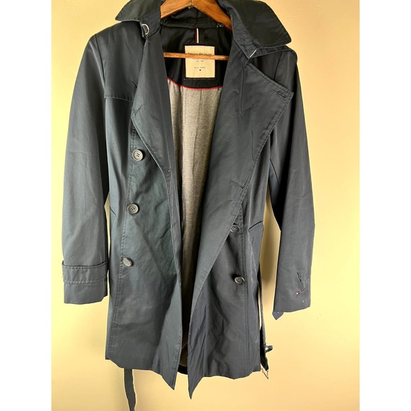 Tommy Hilfiger Navy raincoat w belt/hood SZ M - Picture 2 of 10